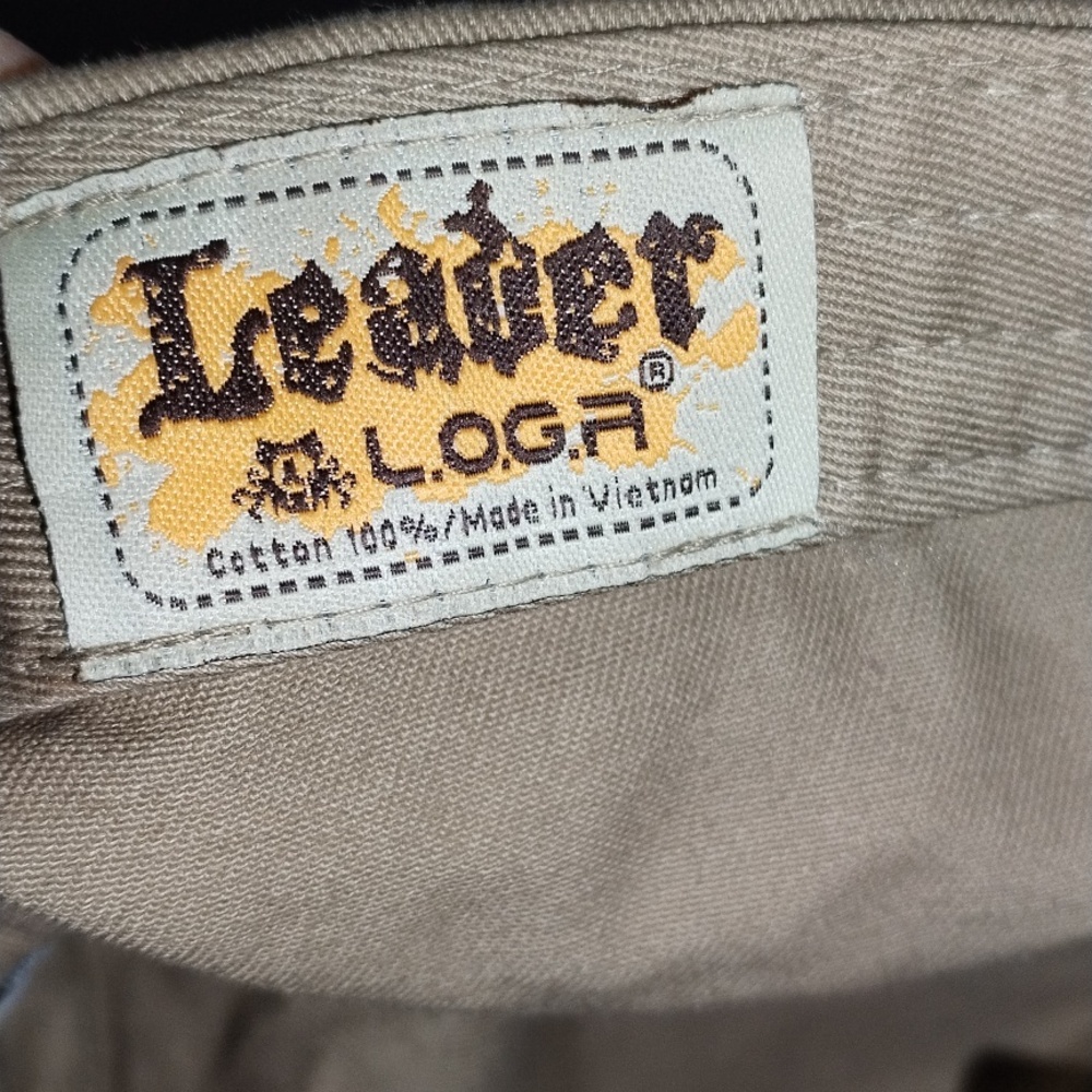 Leader L.O.G.A Rhinestone Cap - Picture 3 of 3